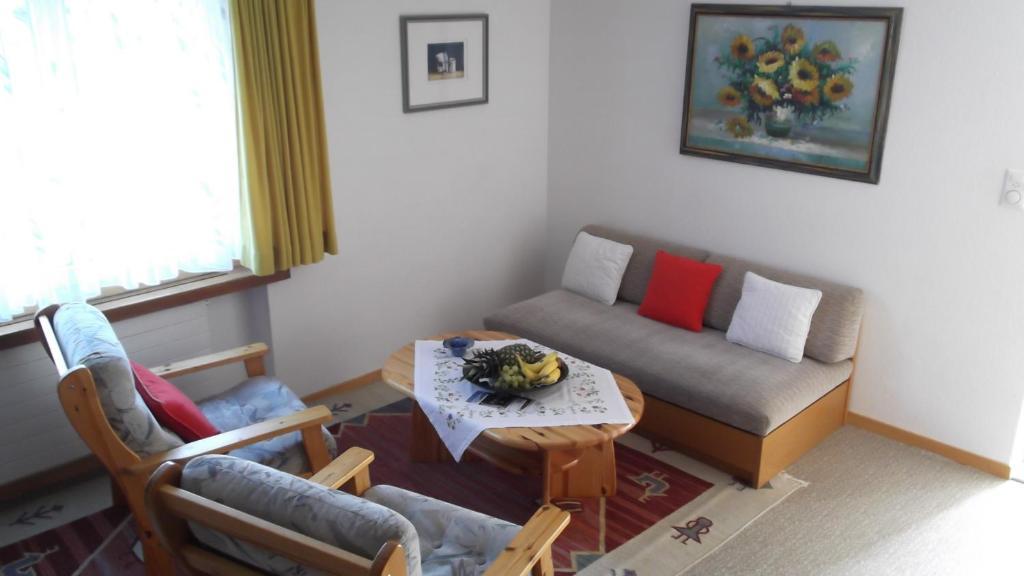Appartamento Casa Collina Disentis Esterno foto