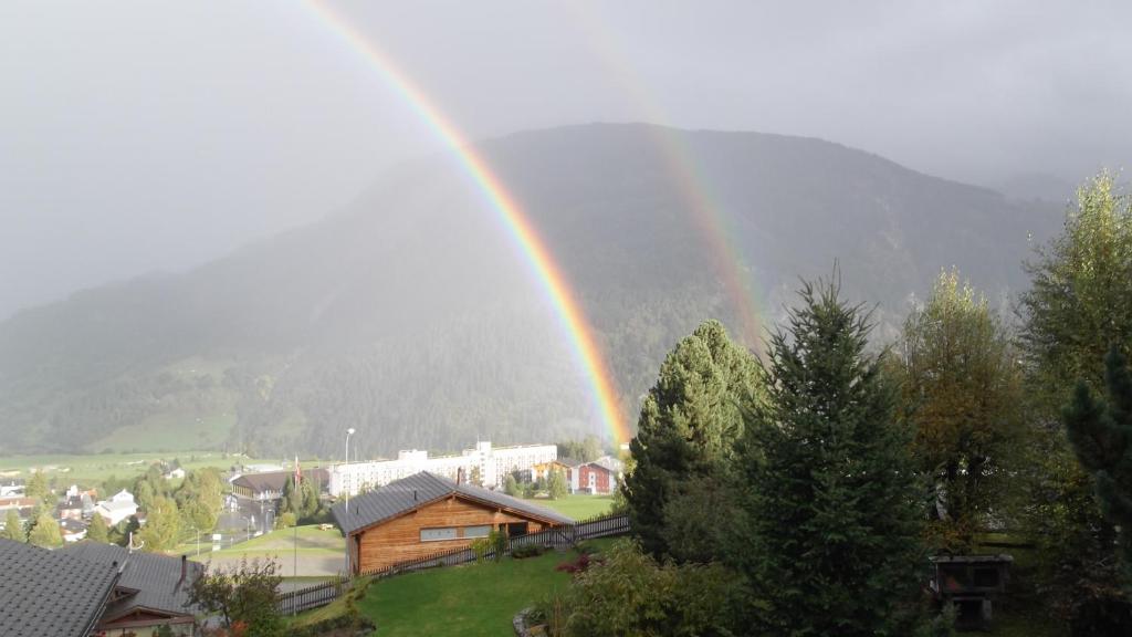 Appartamento Casa Collina Disentis Esterno foto