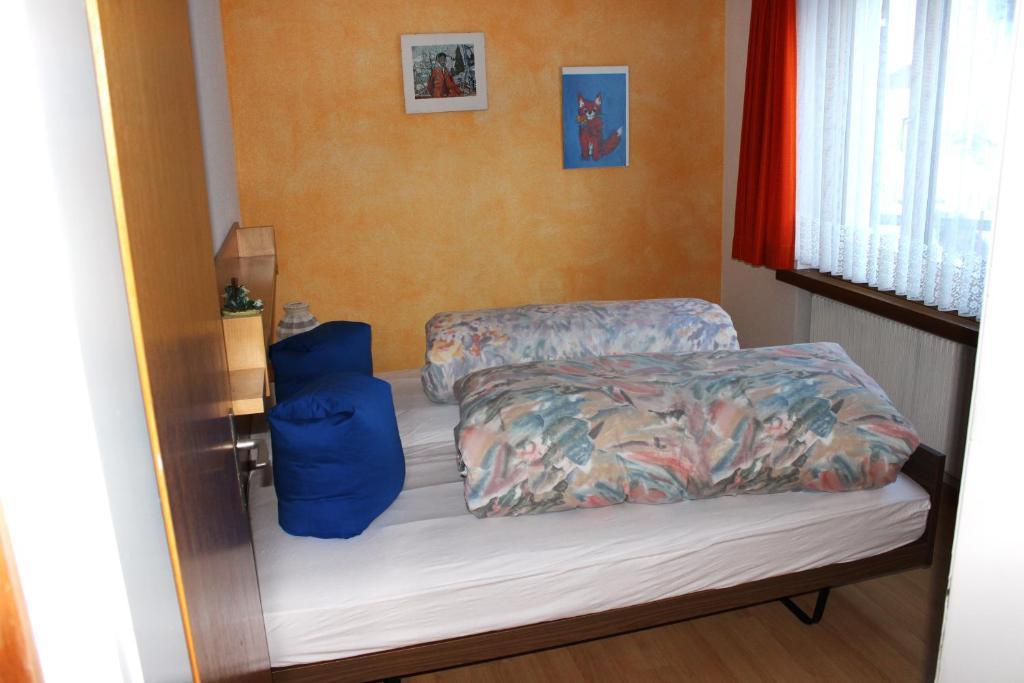 Appartamento Casa Collina Disentis Camera foto